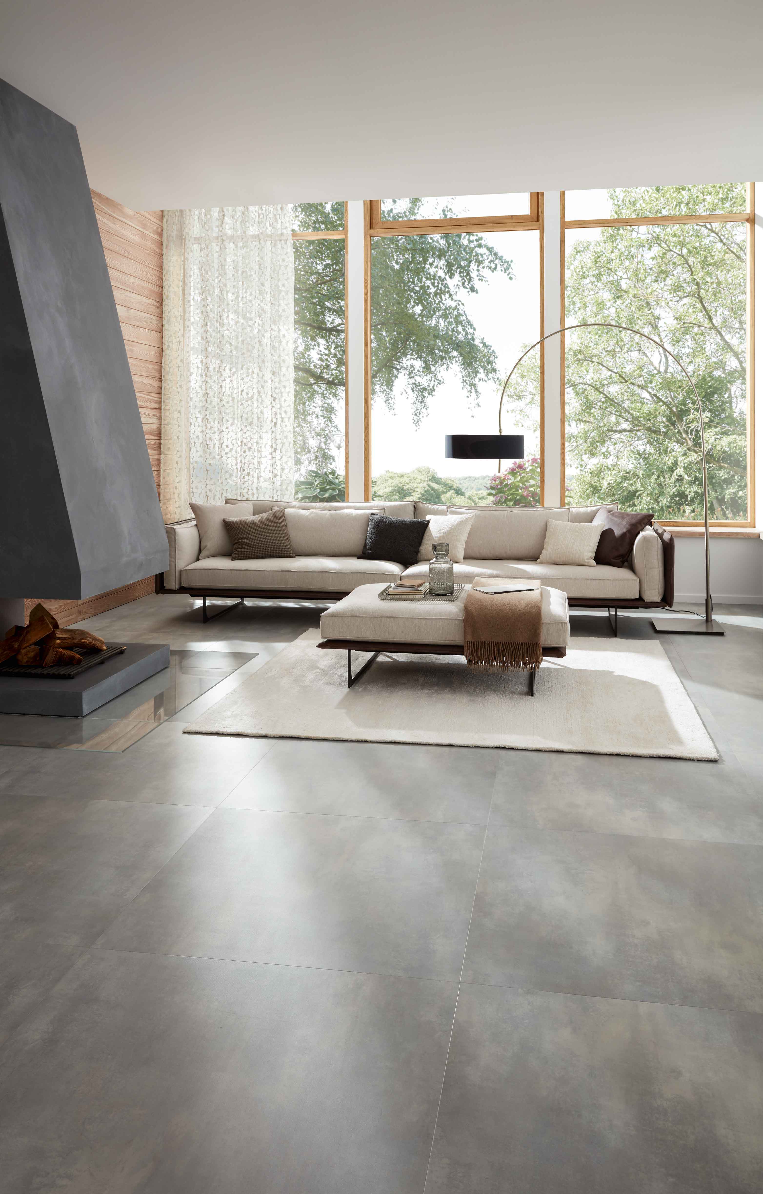 JAB Anstoetz Essence Stone