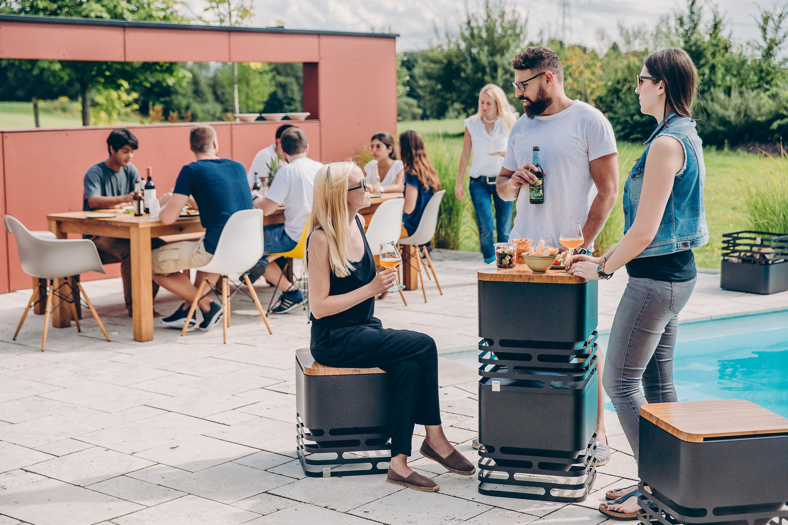 Höfats CUBE Feuerkorb und Grill