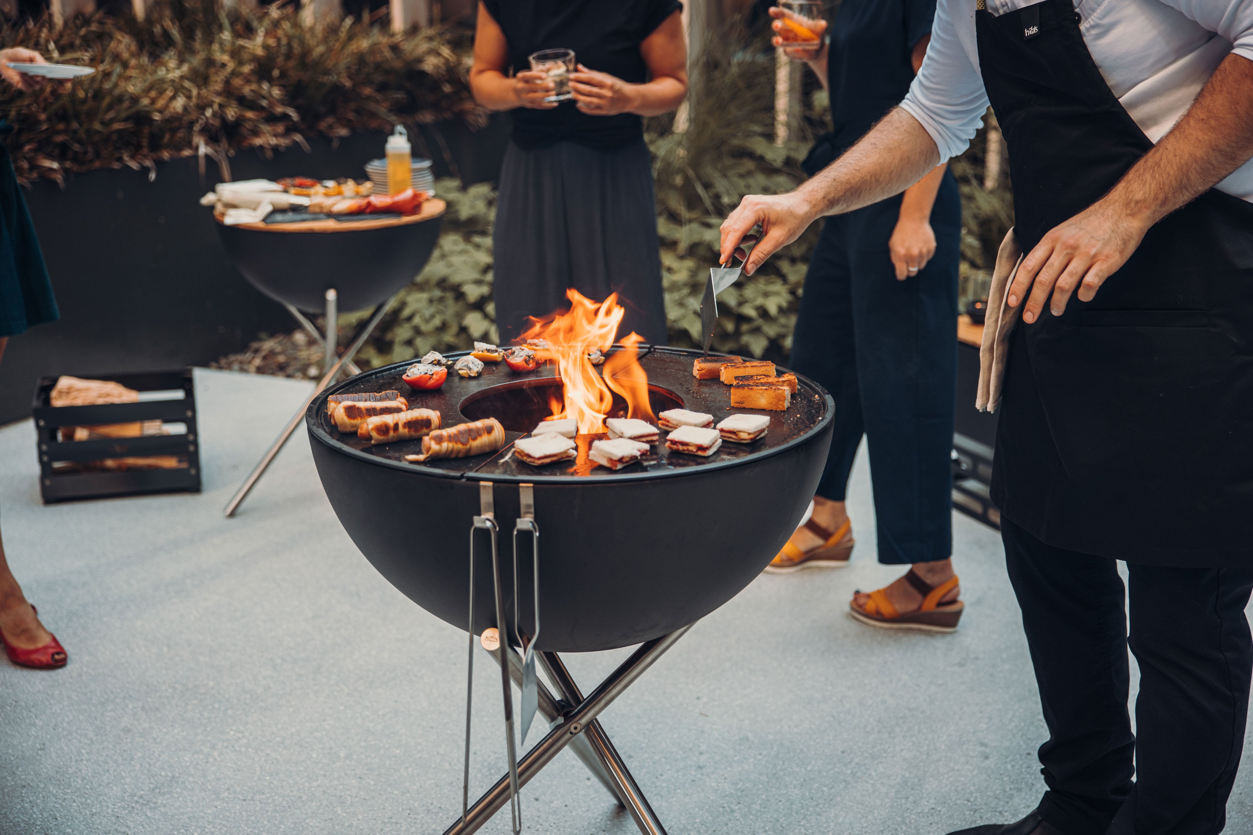 Höfats BOWL 70 Plancha-Grillset hoch